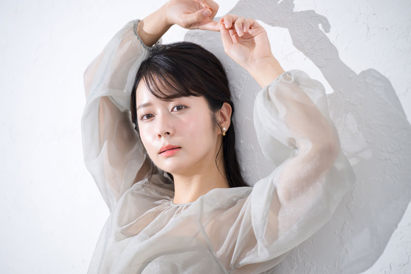 女性